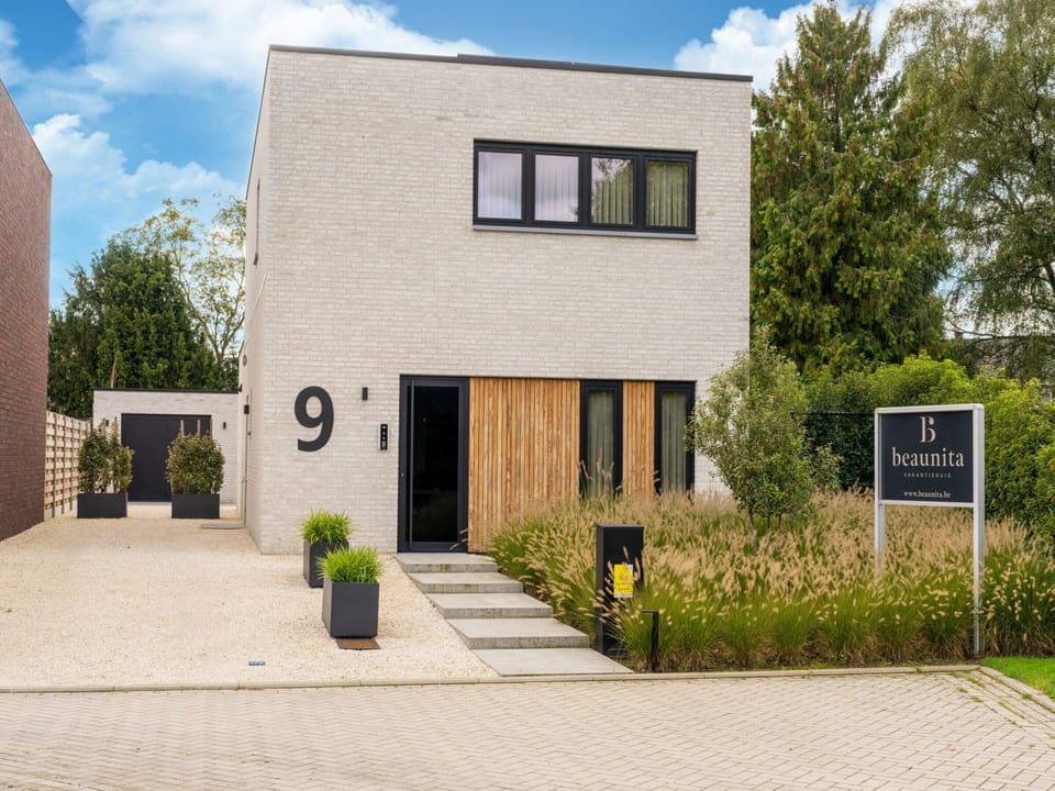 House | Exterior