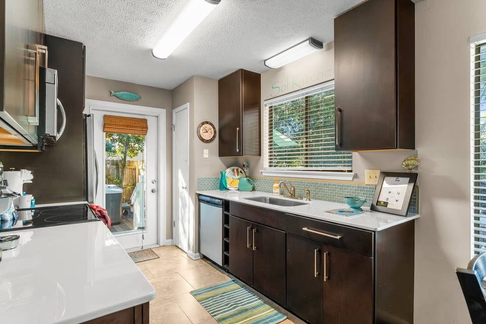 Kitchen - Door to the Hot Tub
