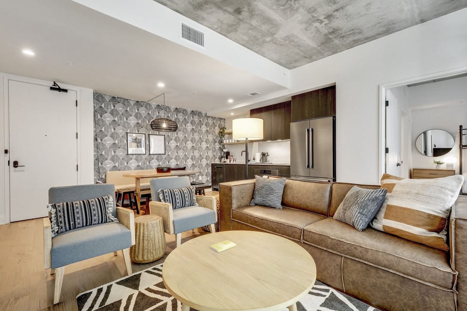 Condo 2 - Living Room