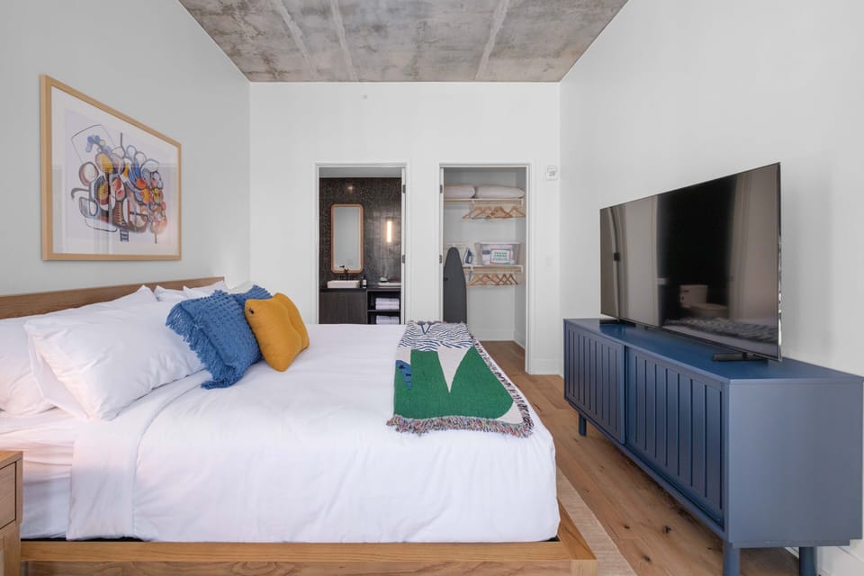 Condo 1 - Bedroom - 1 King Bed w/ Ensuite Bathroom