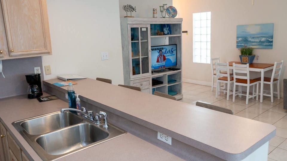 Apartment, 1 Bedroom | Dining