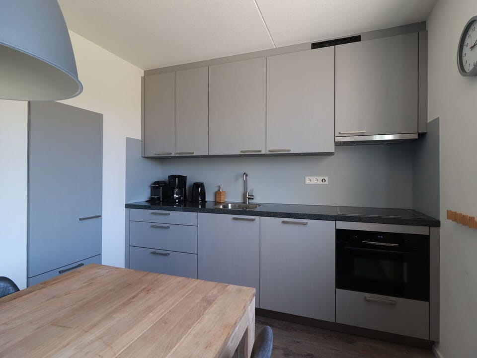 House | Private kitchen | Coffee/tea maker, fridge, microwave, dishwasher