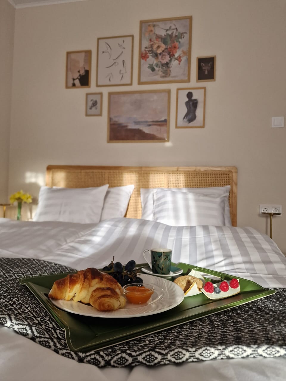 Free daily local cuisine breakfast