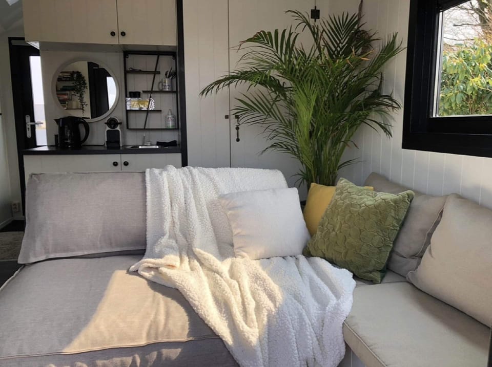 Mobile Home | Living room