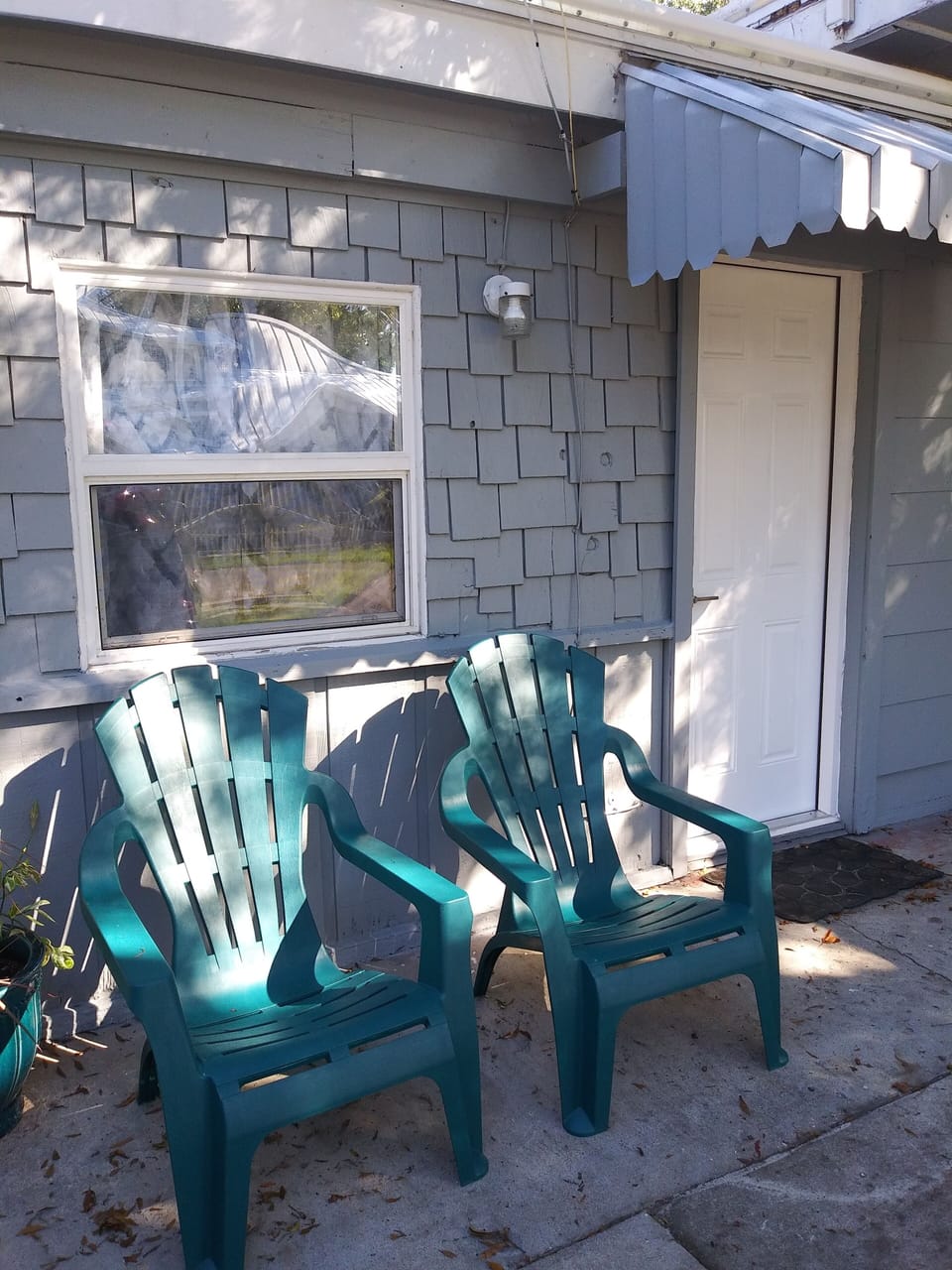 Relax out front