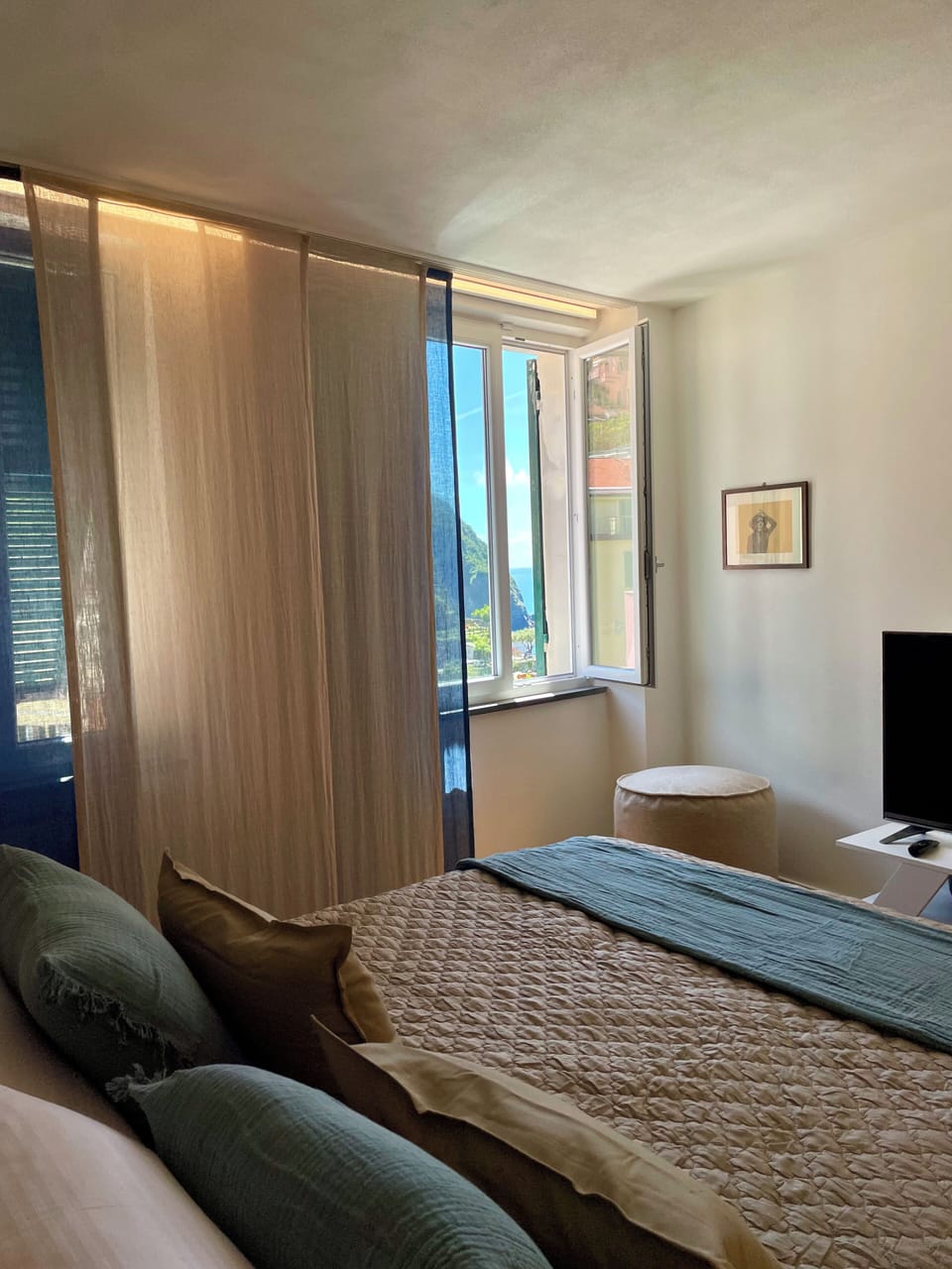 Superior Apartment, Sea View | Down comforters, in-room safe, blackout drapes, soundproofing