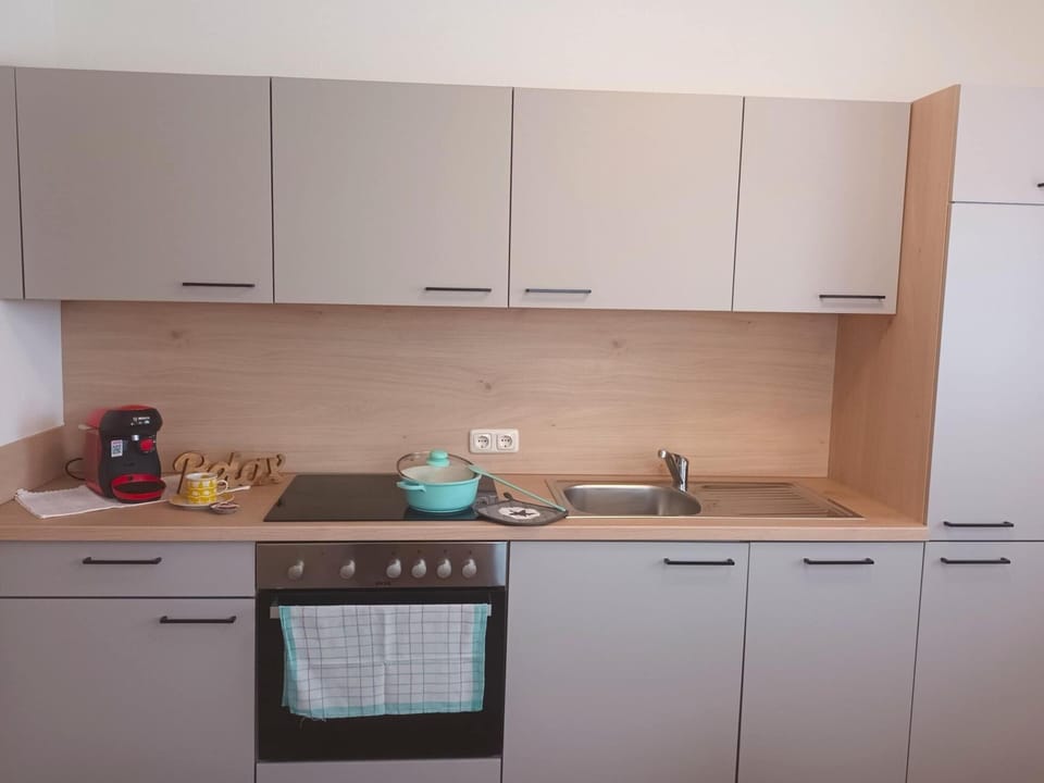 Apartment | Private kitchen | Electric kettle, highchair