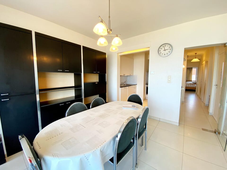 House | Dining