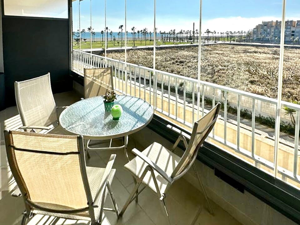 Apartment | Dining