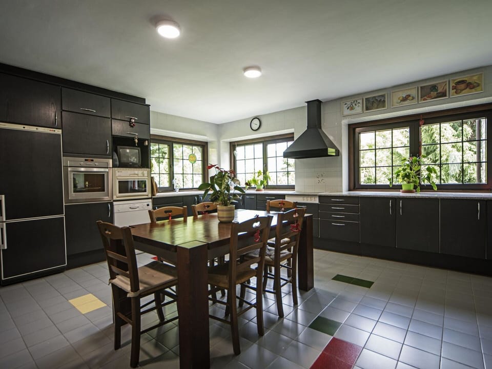 House | Private kitchen | Highchair