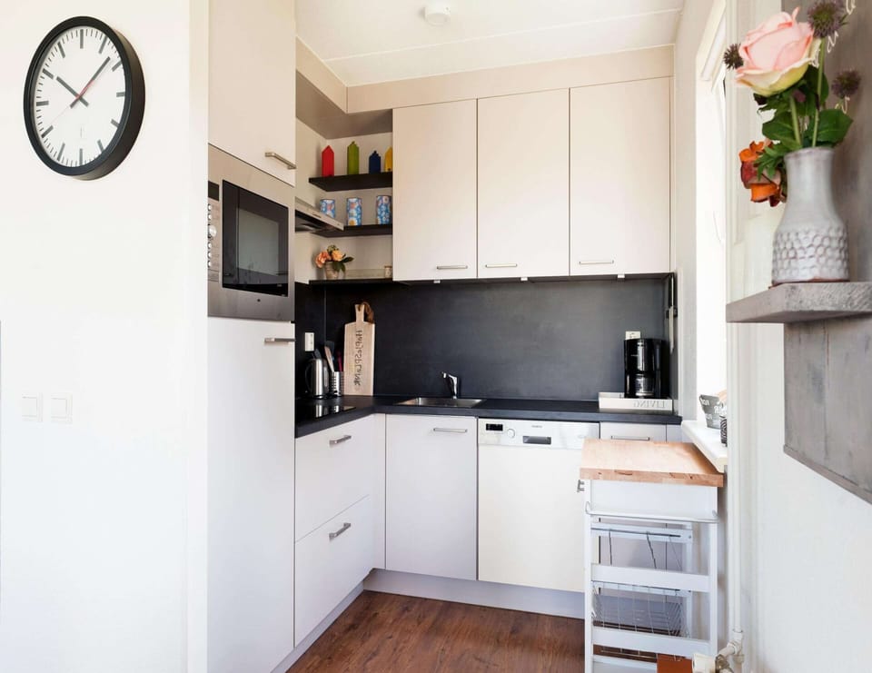House | Private kitchen | Microwave