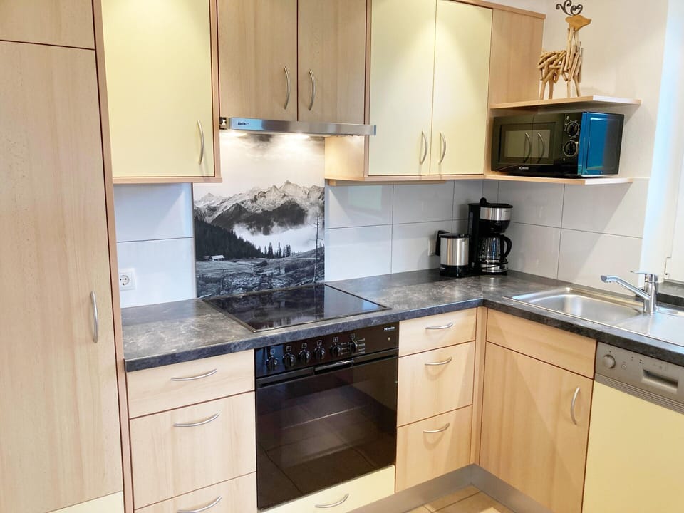 Apartment | Private kitchen | Electric kettle
