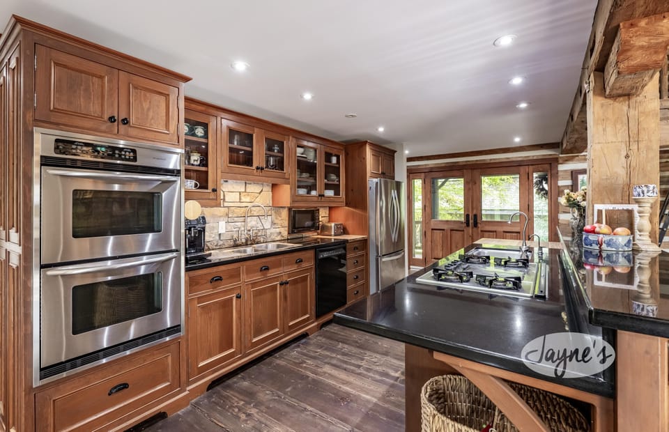 Kitchen &amp; Bar Seating