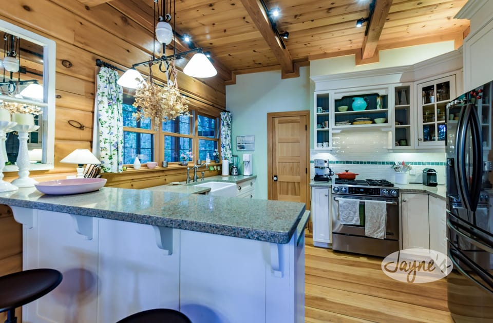 Kitchen &amp; Bar Seating