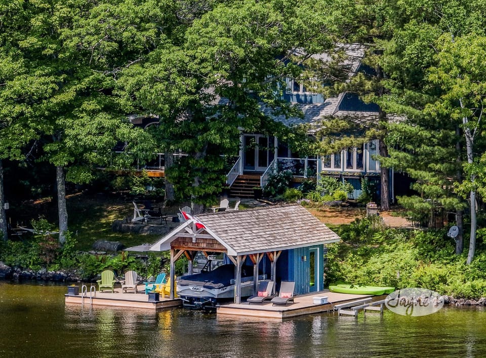 Lazy Days on Lake of Bays