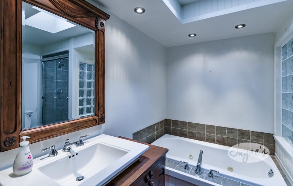 Primary Ensuite