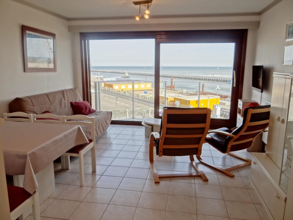 Apartment | Living room