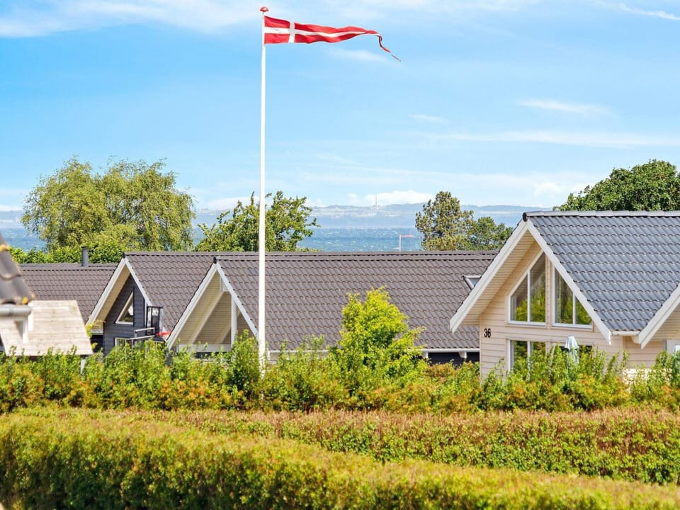 House | Water view