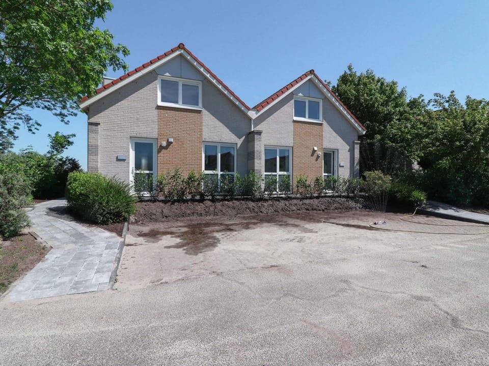 House | Exterior