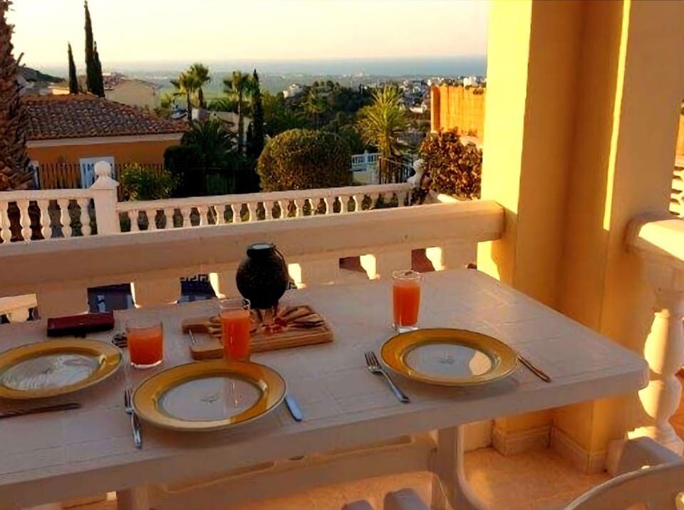 Villa | Dining