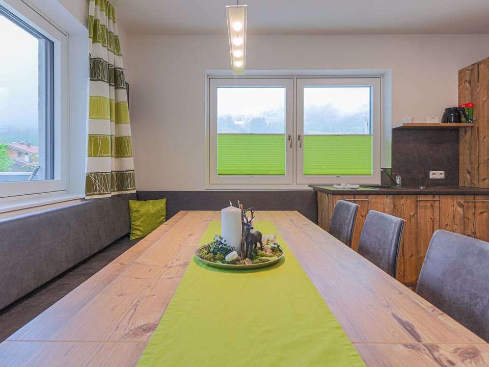 Apartment | Dining