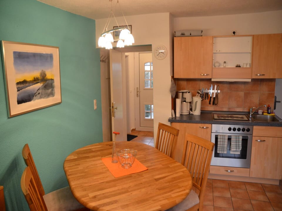 Apartment | Dining