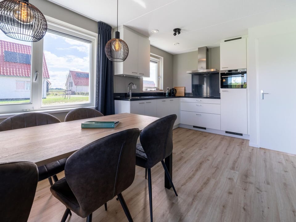 House | Dining