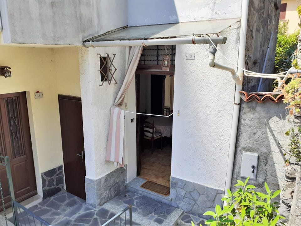 House | Exterior