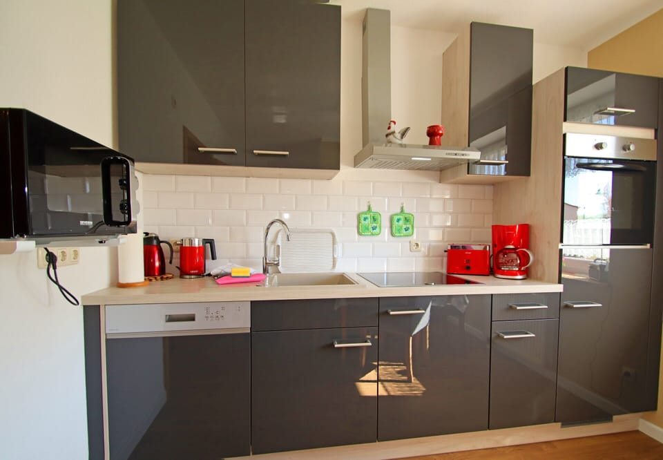 House | Private kitchen | Electric kettle, toaster, highchair