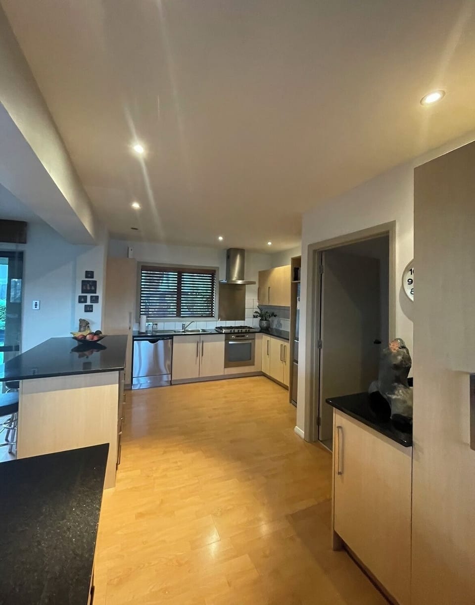 Double kitchen area bedroom 1