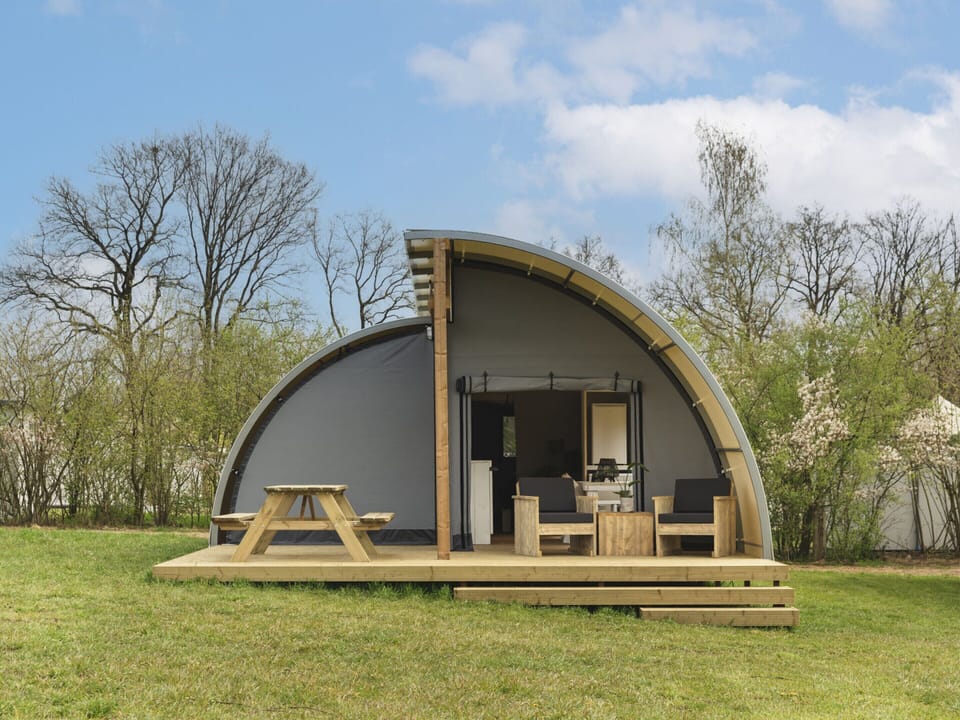 Tent | Exterior