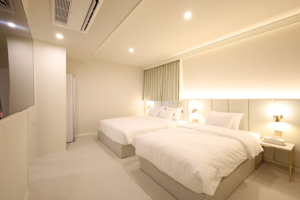 Superior Twin Room | Soundproofing, free WiFi