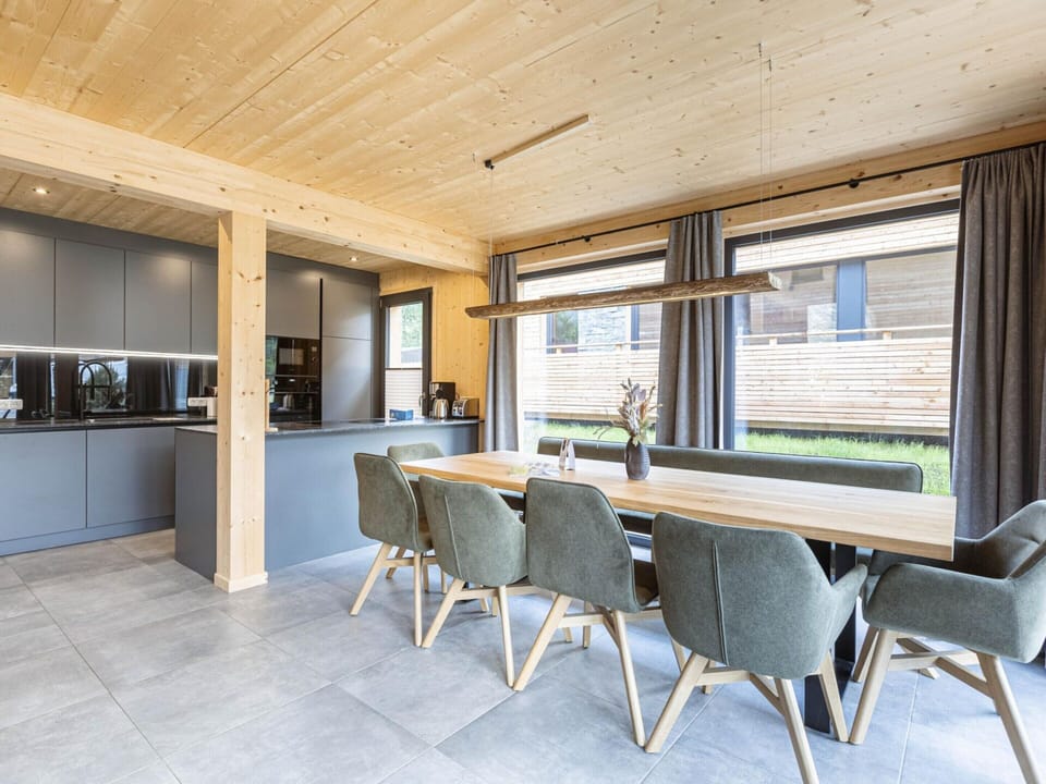 House | Dining