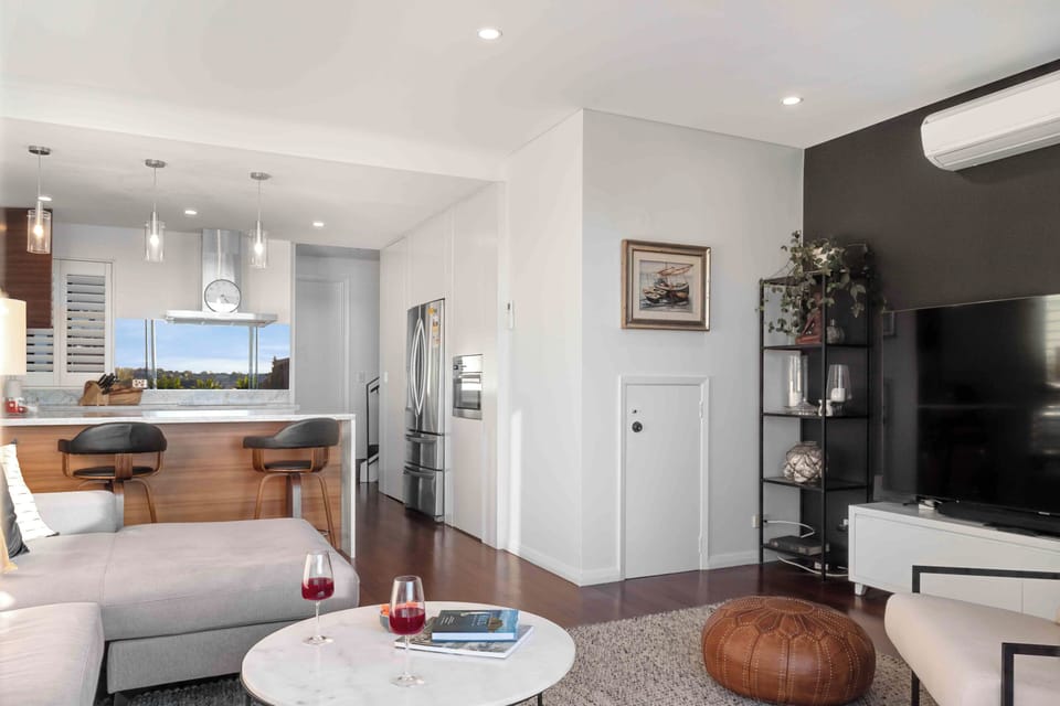 Living and Kitchen