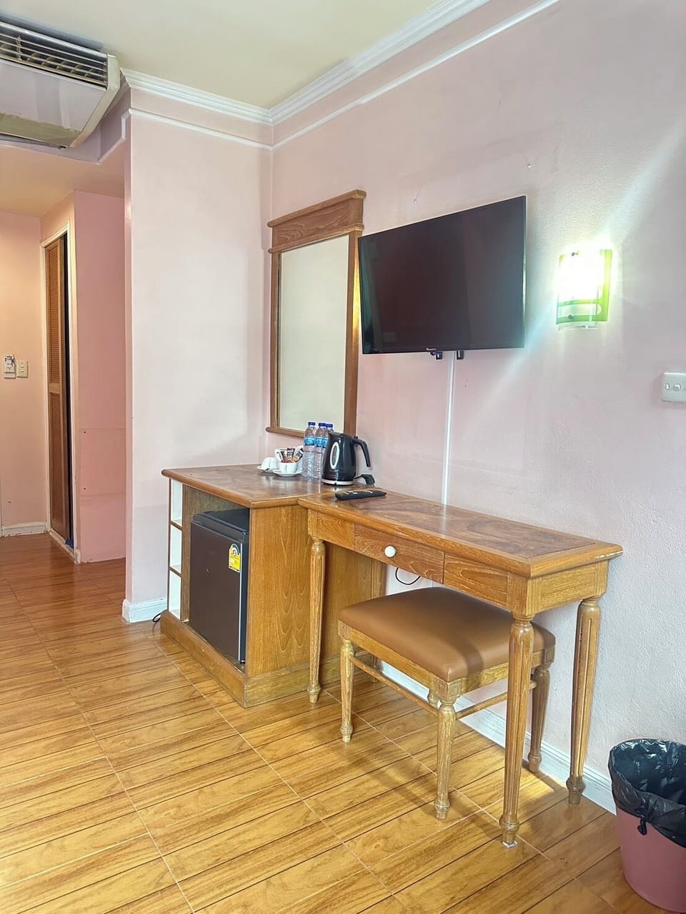 Standard Triple Room | In-room safe, blackout drapes, free WiFi