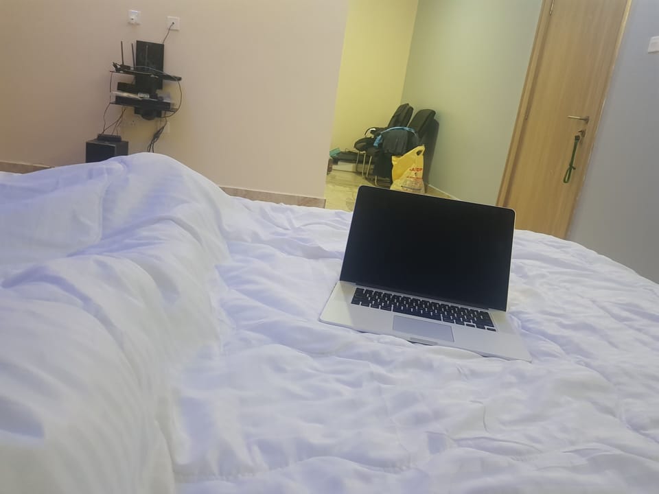 Deluxe Double Room, Courtyard View | Desk, free WiFi