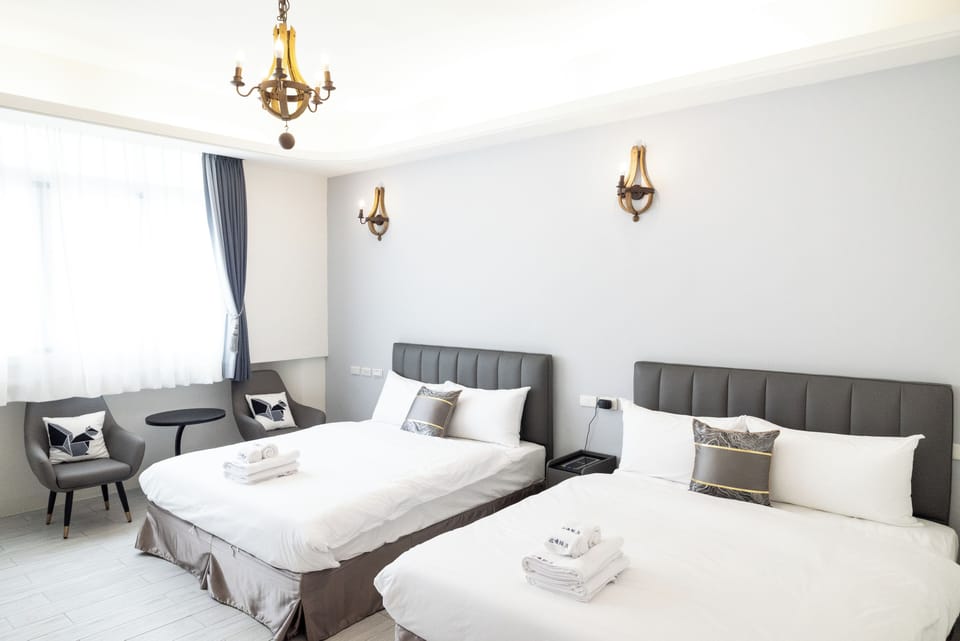 Premium Quadruple Room | Individually furnished, desk, laptop workspace, soundproofing