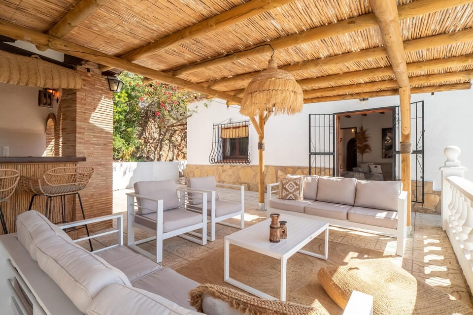 Villa | Balcony