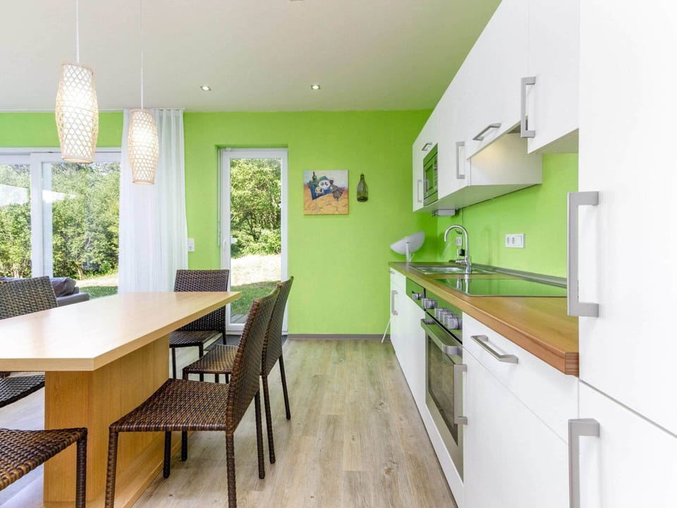 House | Private kitchen | Electric kettle, highchair
