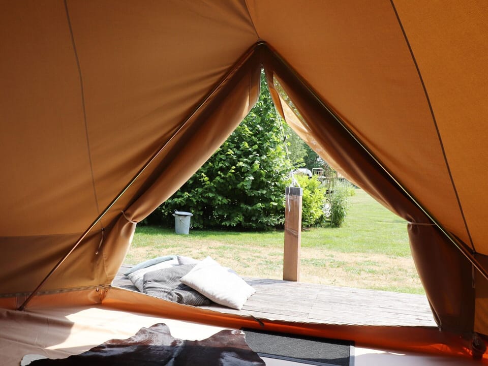 Tent | 1 bedroom, individually furnished, bed sheets