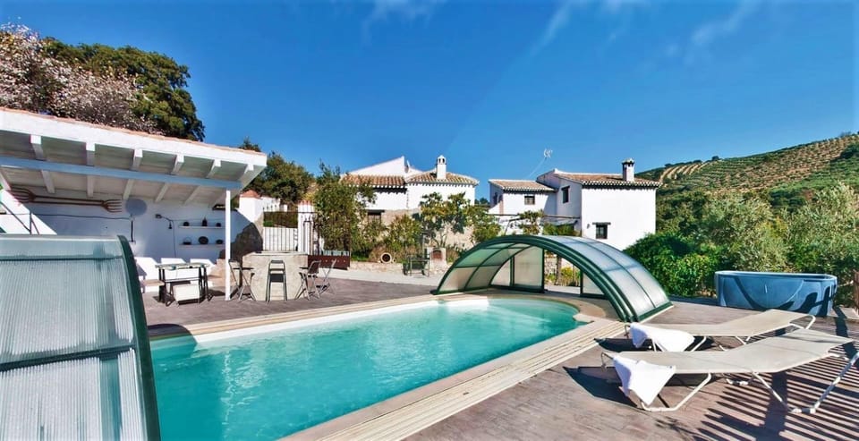 Cottage | Pool | Outdoor pool