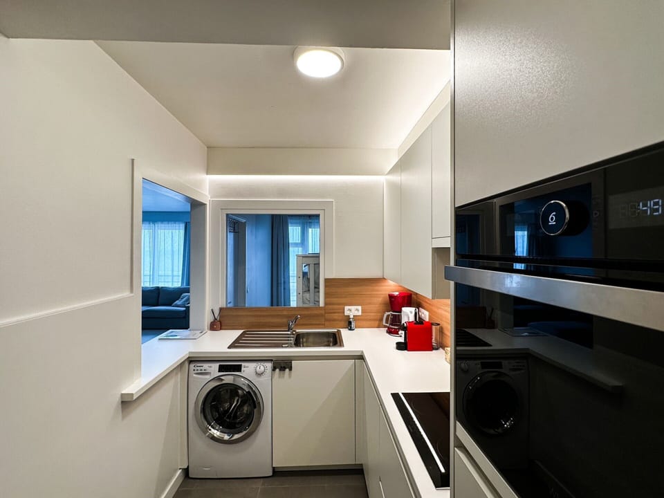 Apartment | Private kitchen | Highchair