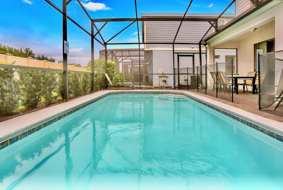 Plenty of space around the pool for relaxing