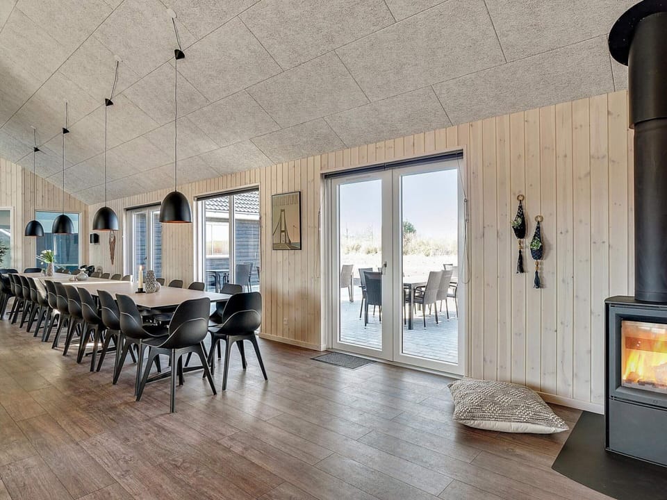 House | Dining