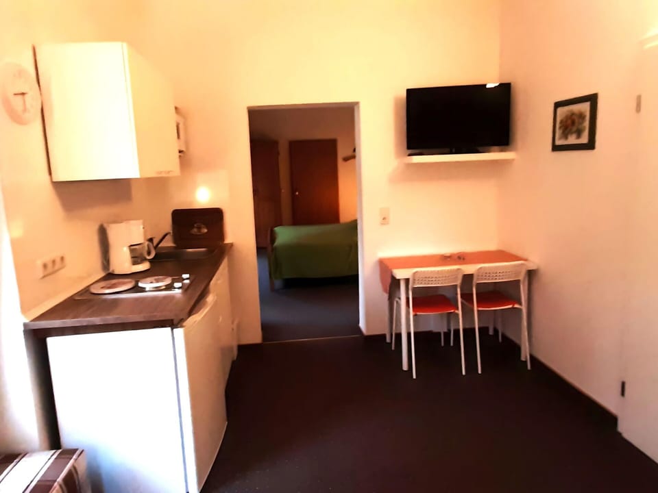 Apartment | Private kitchen | Electric kettle