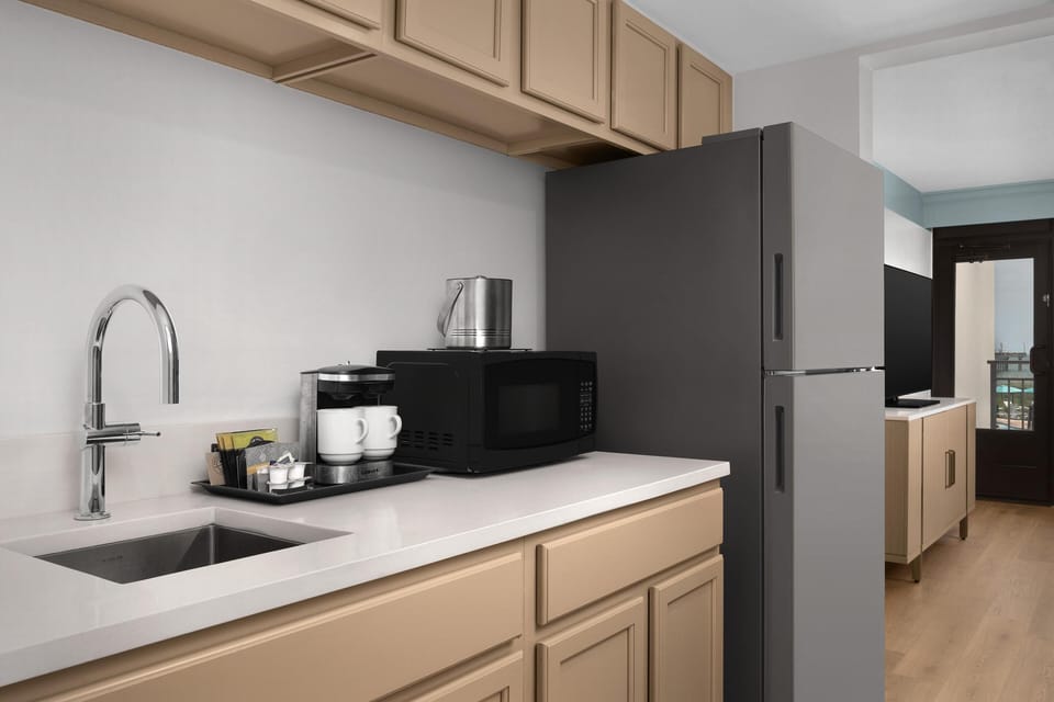 Coffee/tea maker
