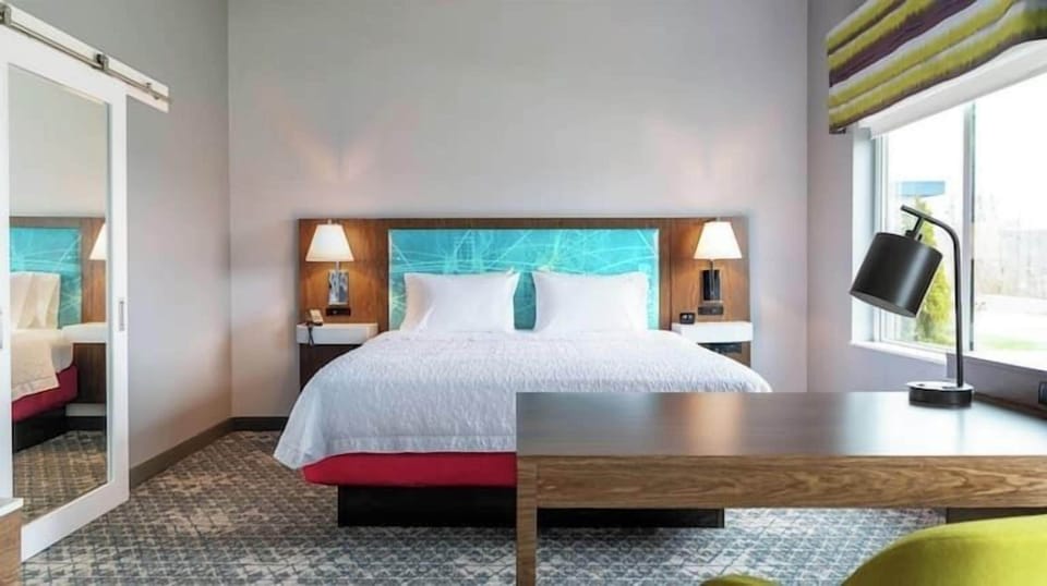 In-room safe, iron/ironing board, free WiFi
