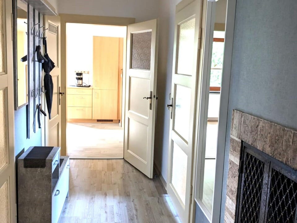 Apartment | Private kitchen | Microwave, stovetop, electric kettle