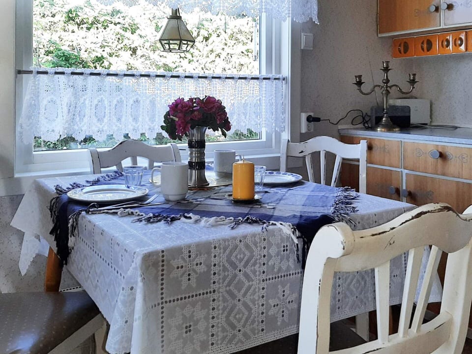 House | Dining