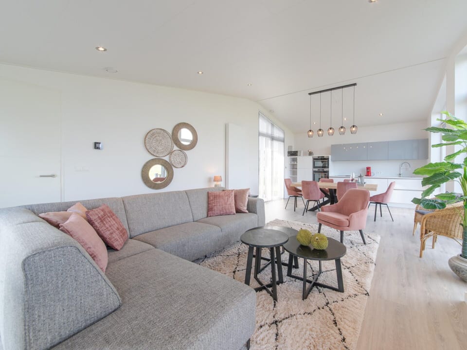 House | 2 bedrooms, individually furnished, bed sheets
